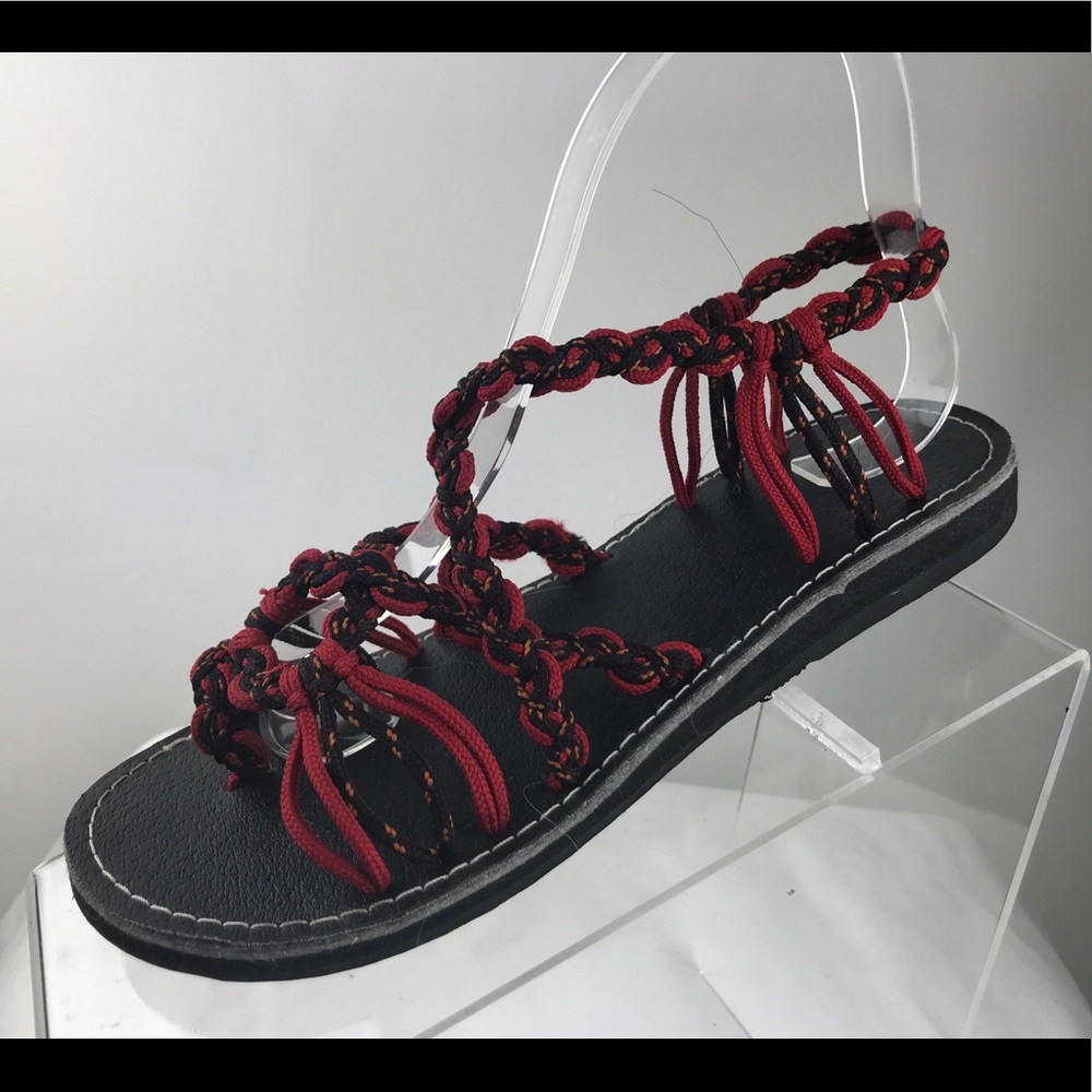 Handmade in Thailand Beautiful  Women's  Size 6